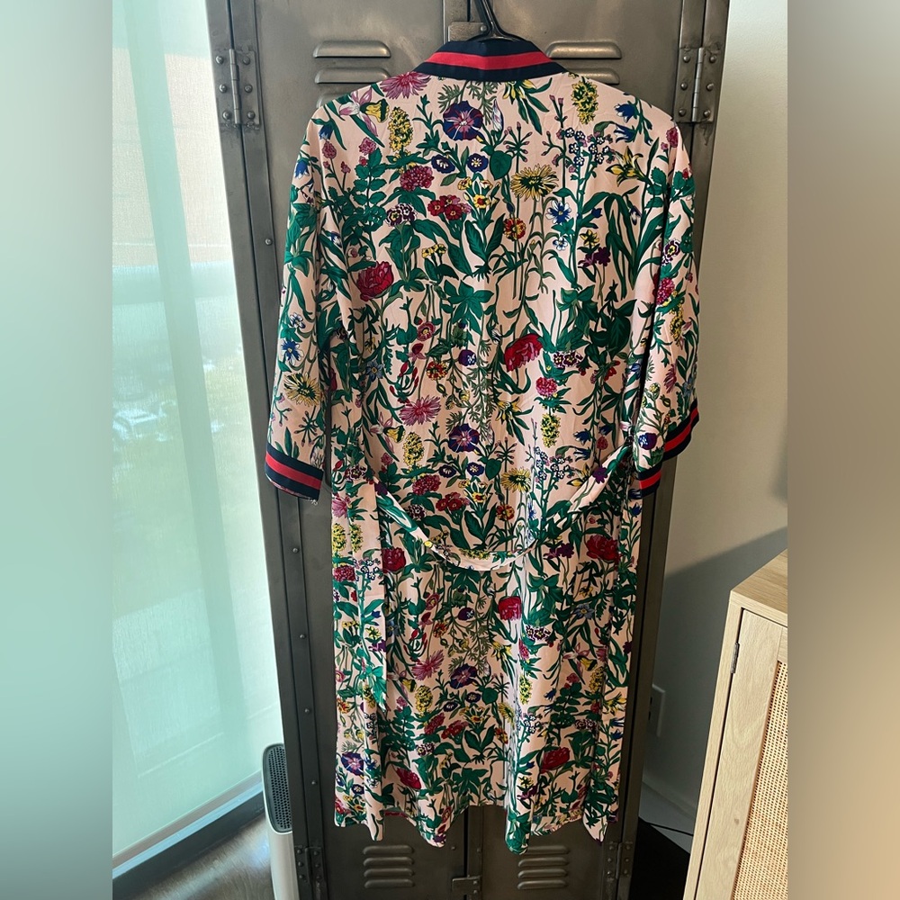 Floral Set - Picture 2 of 12